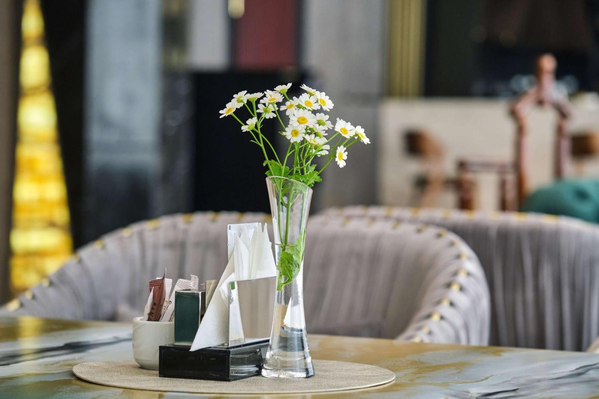 Panarams Tashkent Hotel, A Member Of Radisson Individuals Экстерьер фото