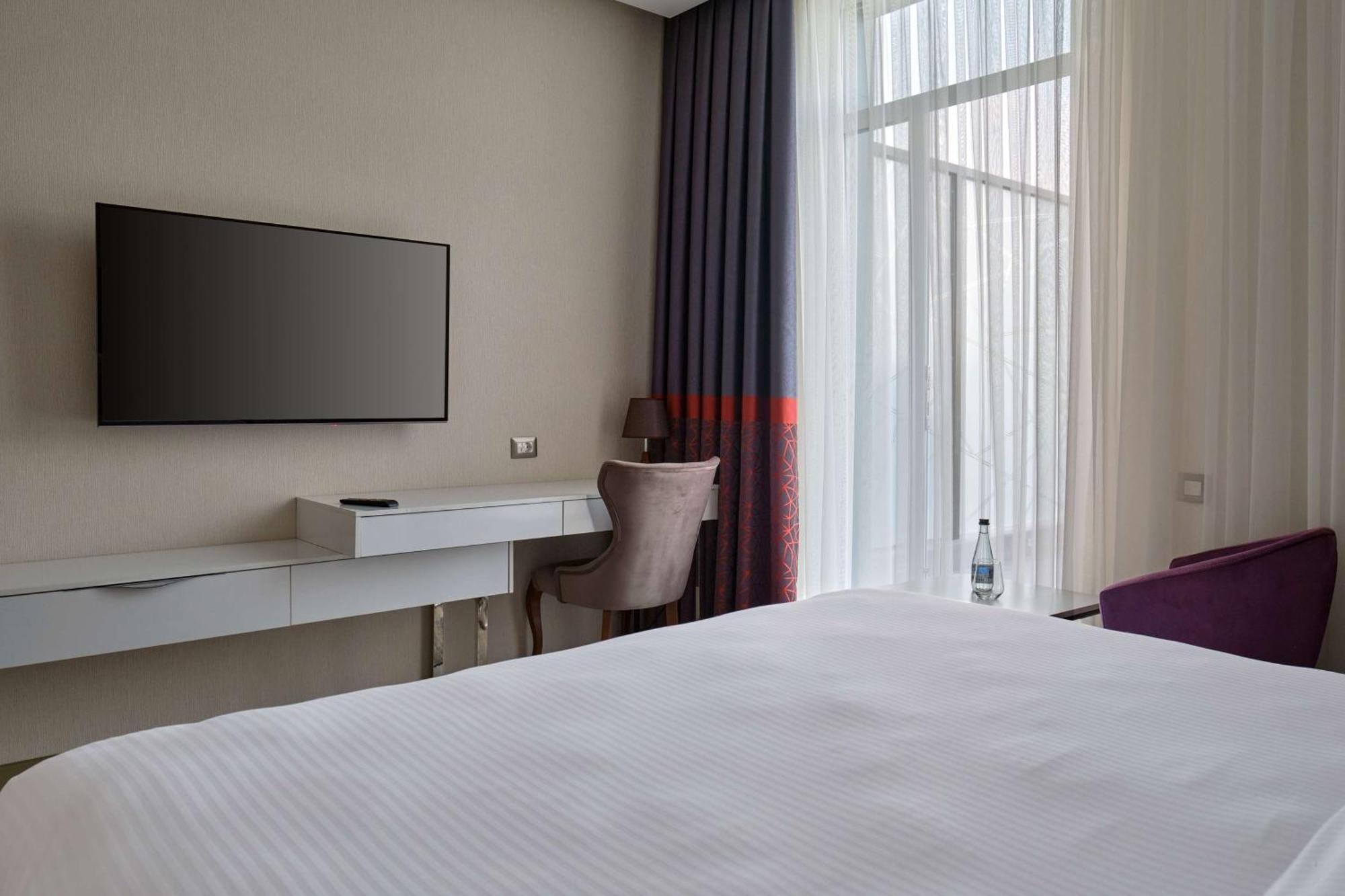 Panarams Tashkent Hotel, A Member Of Radisson Individuals Экстерьер фото
