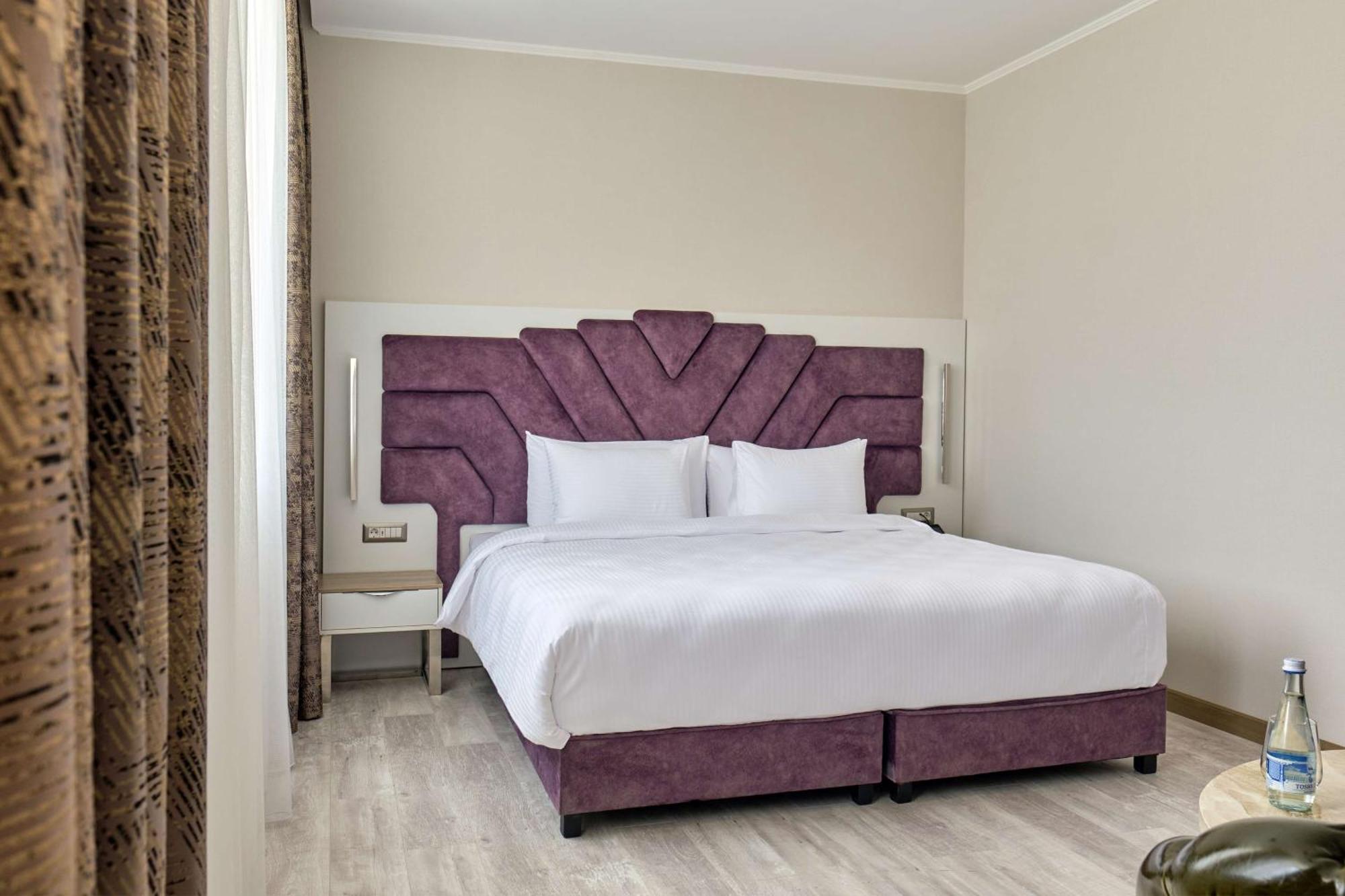 Panarams Tashkent Hotel, A Member Of Radisson Individuals Экстерьер фото