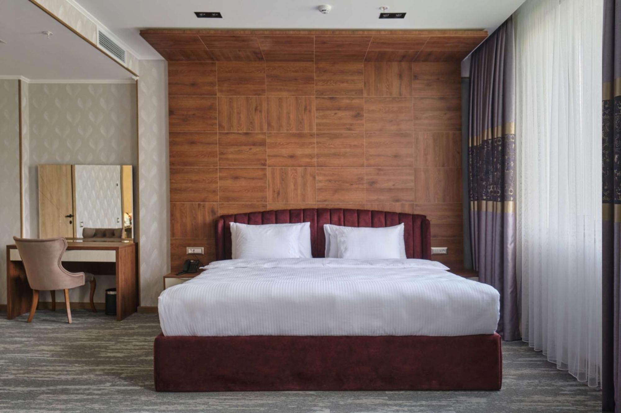 Panarams Tashkent Hotel, A Member Of Radisson Individuals Экстерьер фото